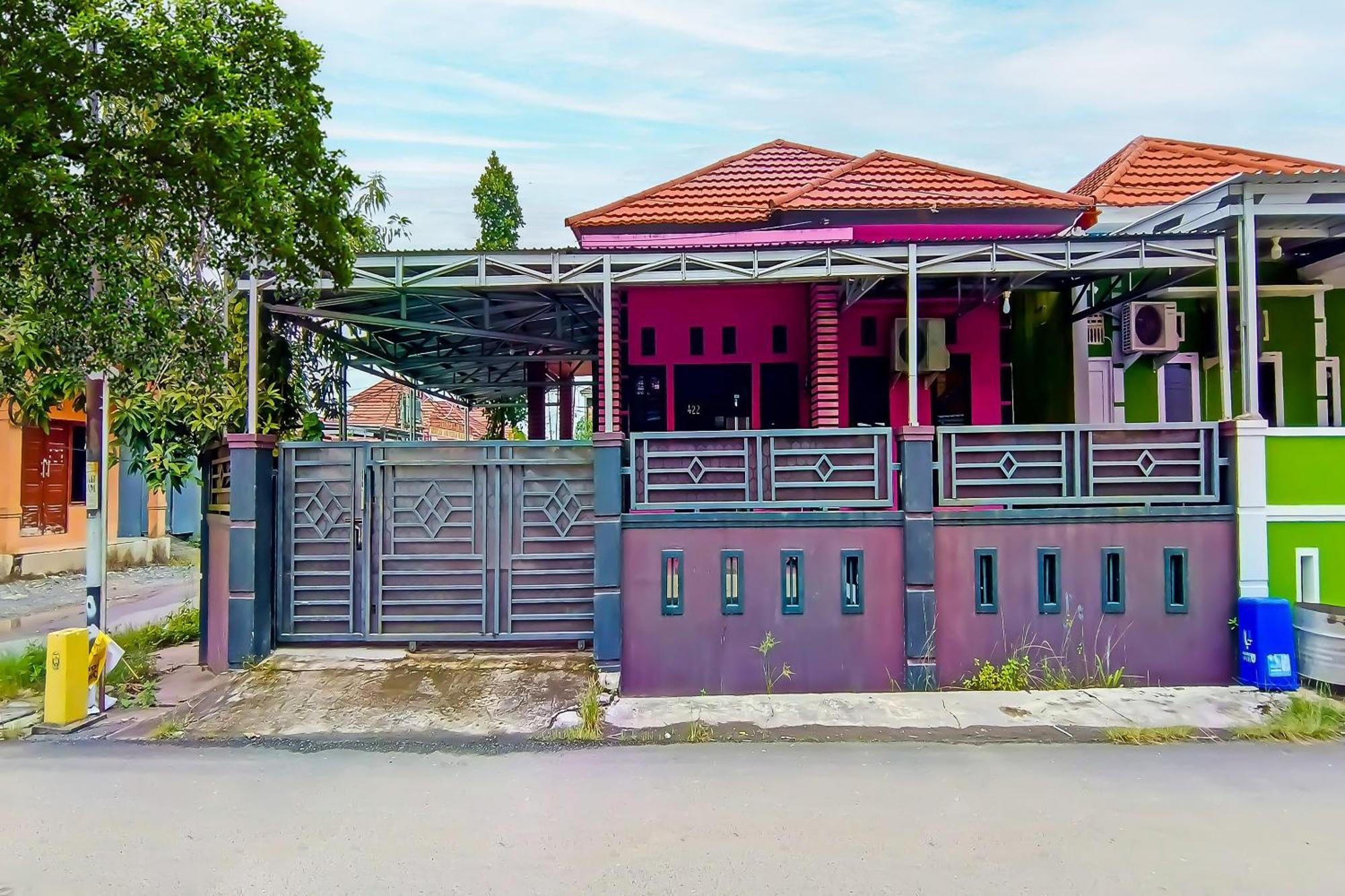 Hotel Spot On 92466 Adam Kost Syariahnearwisata Jembatan Barito Banjarmasin  Exteriér fotografie